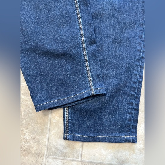 Women’s Silver jeans distressed Sam 30/29 - Picture 8 of 9